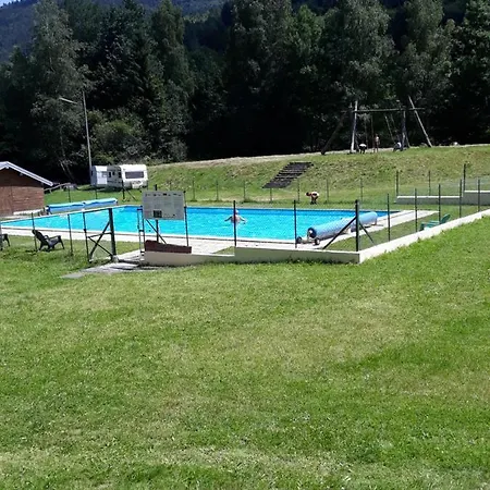 mobilhome avec terrasse fermée dans camping familial * Cornimont